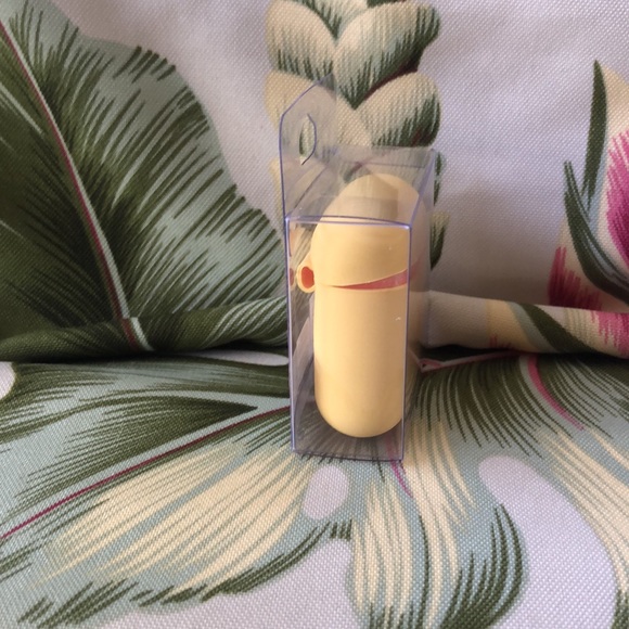 AirPod case - Picture 3 of 4